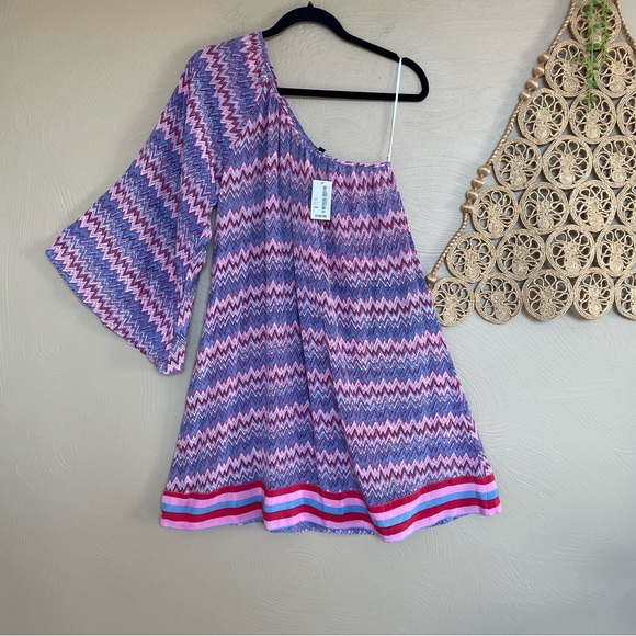Tolani Dresses & Skirts - Tolani One Sleeve Silk Mini Dress, Size Small, NWT